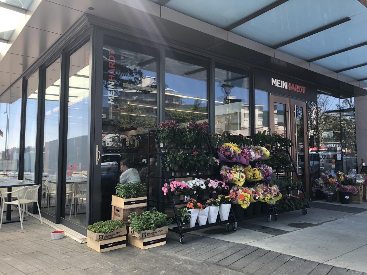 How to Get Free Parking by Ambleside Beach in West Vancouver 